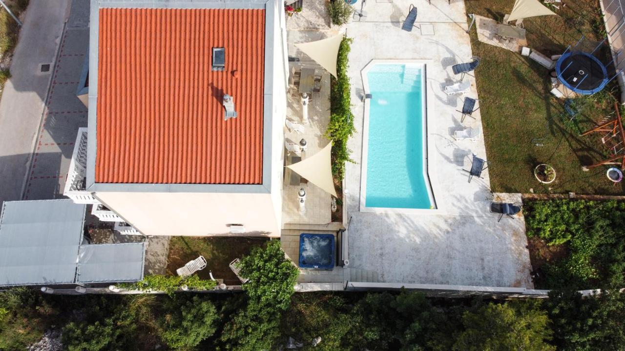 Apartmani Ivan V Relax โวดีเซ ภายนอก รูปภาพ