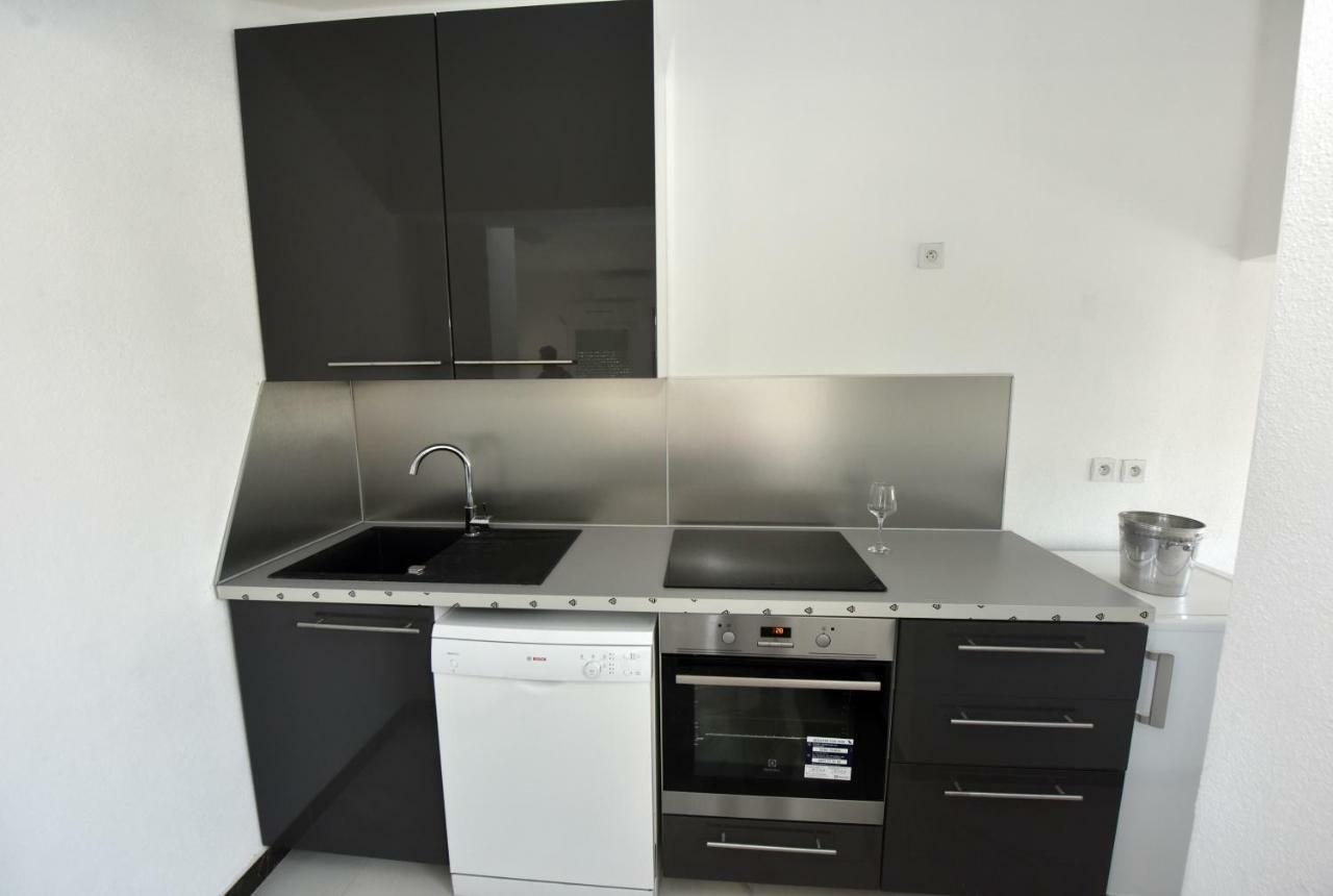 Apartmani Ivan V Relax โวดีเซ ภายนอก รูปภาพ